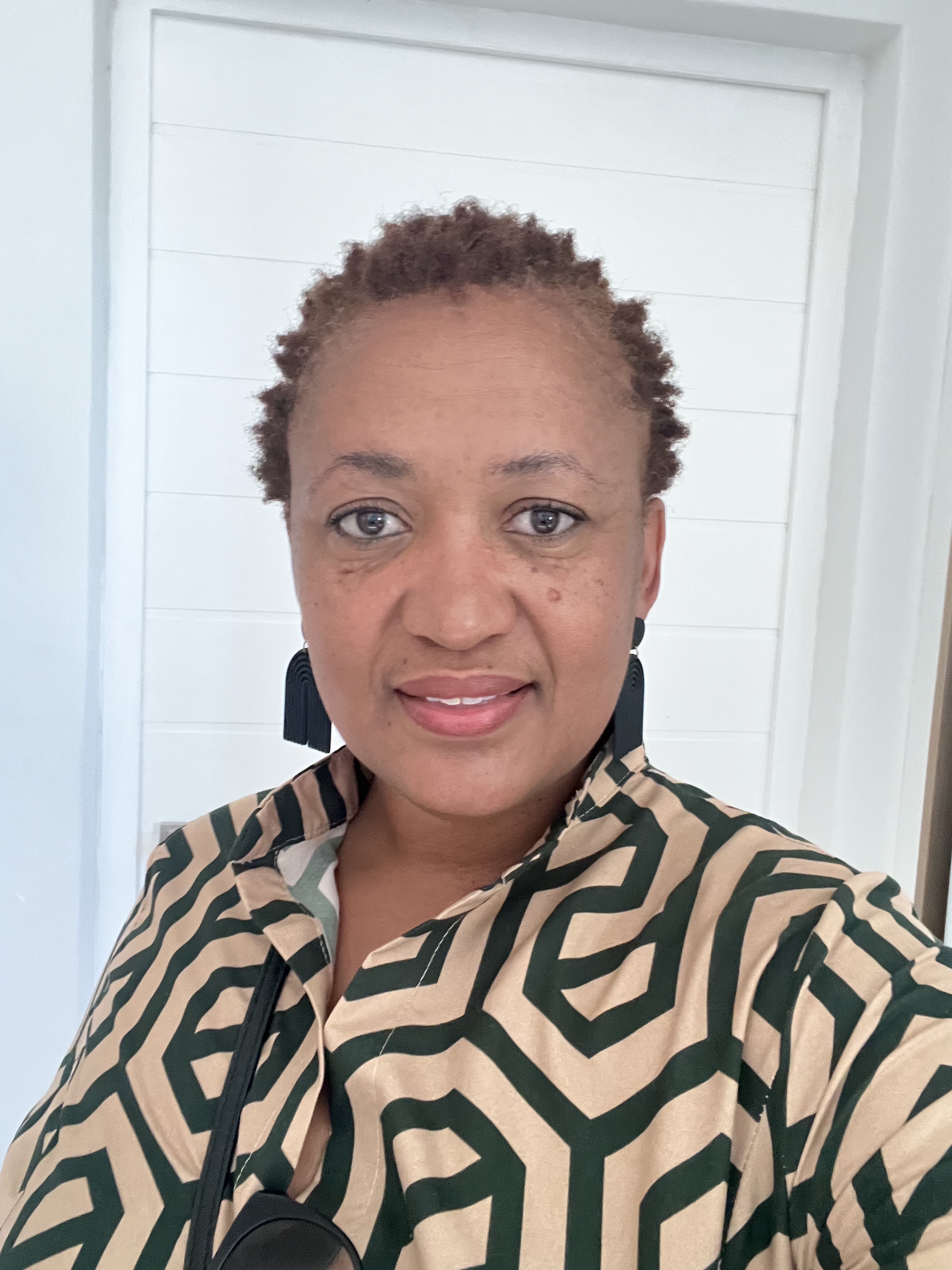 Yolisa Moiloa