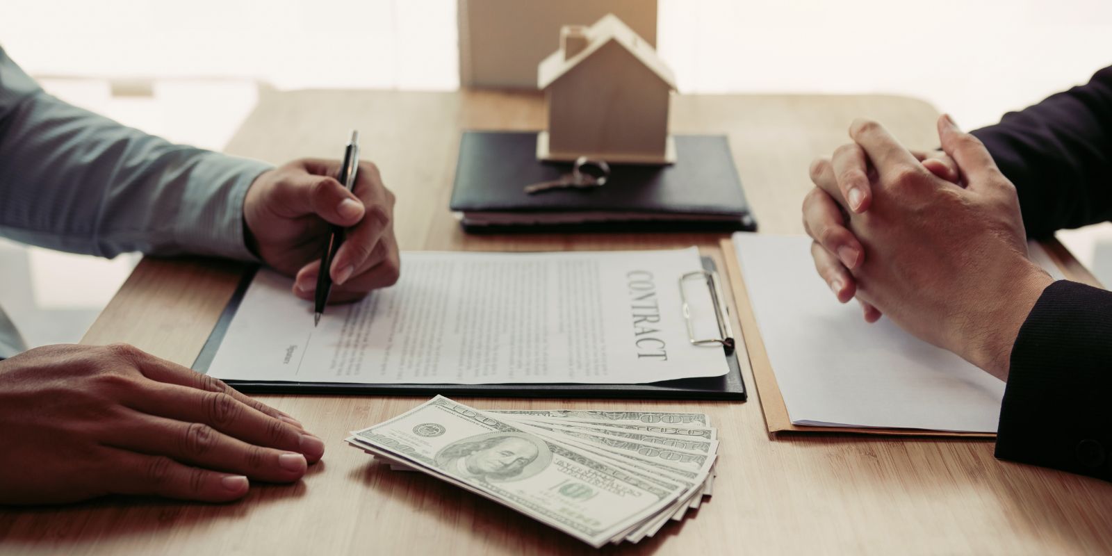 Certificación jurídica antes de firmar vs. después: por qué el orden importa para el comprador extranjero