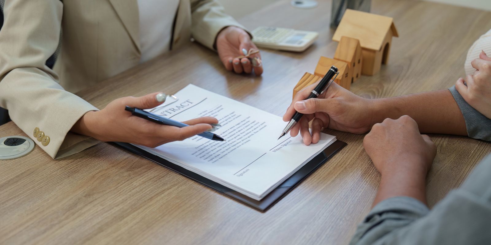 Diferencia entre promesa de venta y contrato de compraventa definitivo en RD
