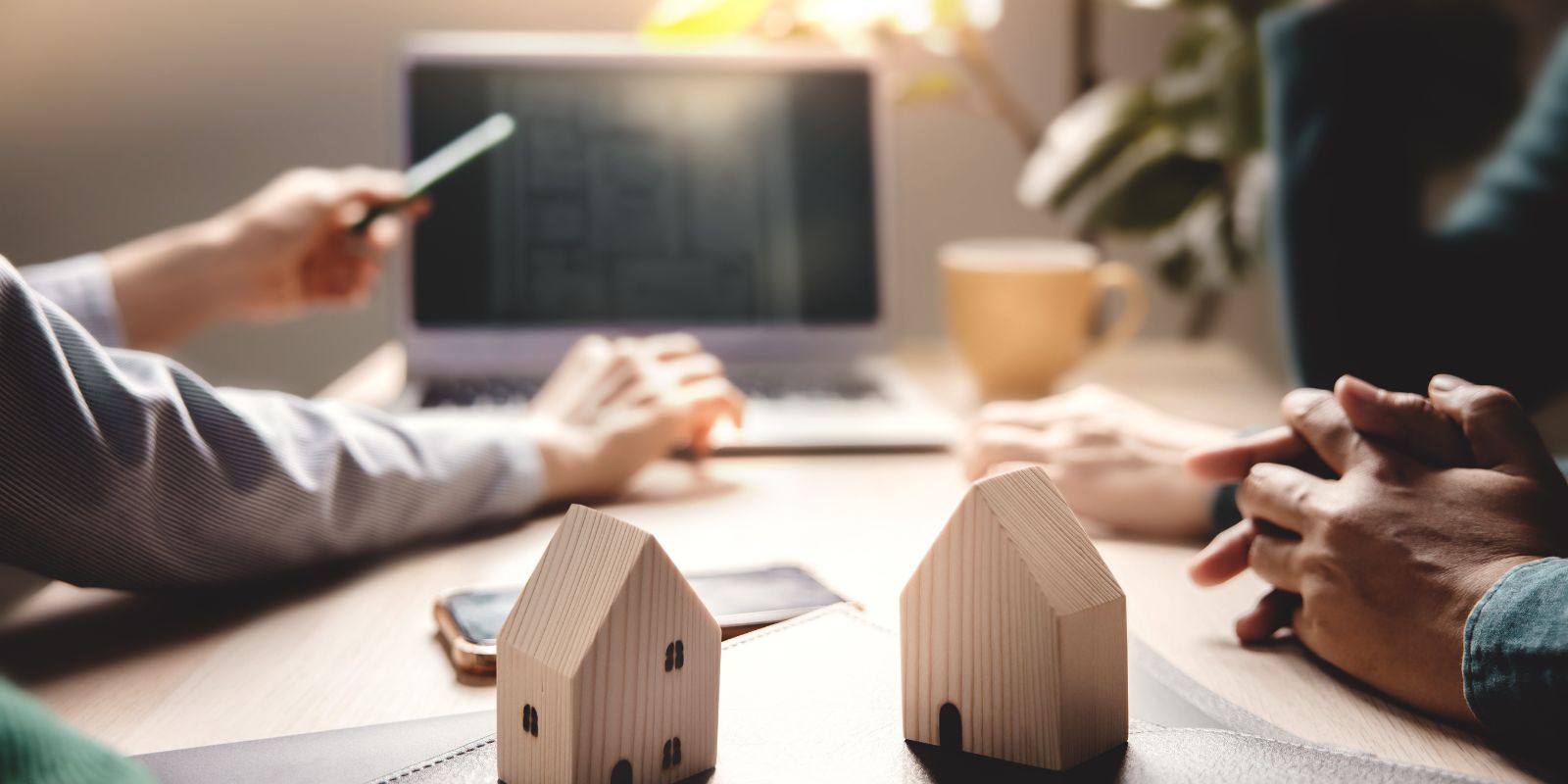 Cómo verificar que tu agente inmobiliario esté licenciado en RD